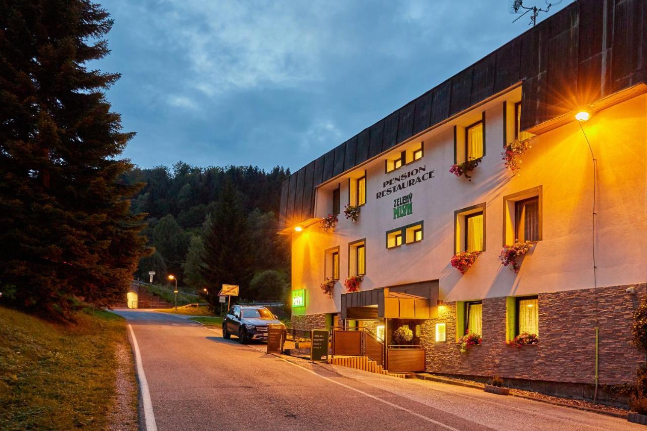 Pension&restaurace Zelený Mlýn Žacléř Exterior foto
